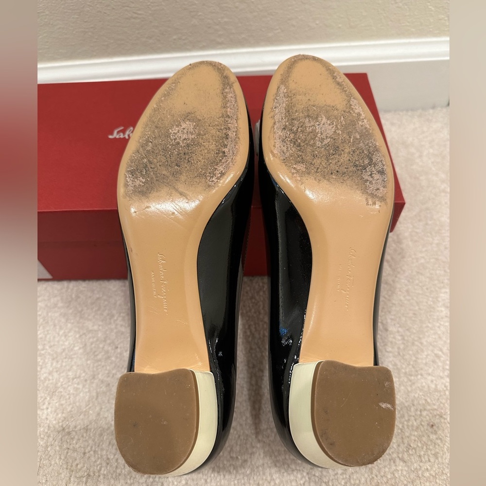 Ferragamo Vara low-heel pumps - Picture 4 of 6
